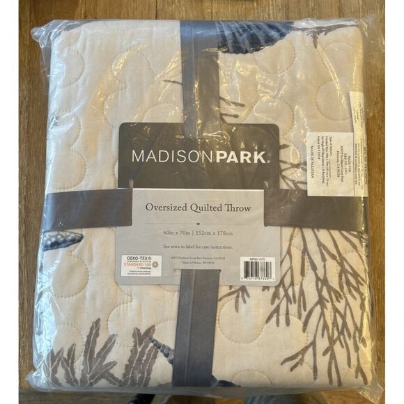 Madison Park Oversized Quilted Throw Blanket 60 x 70 Cream Blue Seashell Coastal - Picture 1 of 6